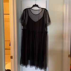 Torrid mesh skater dress w/black slip. Sz. 4.